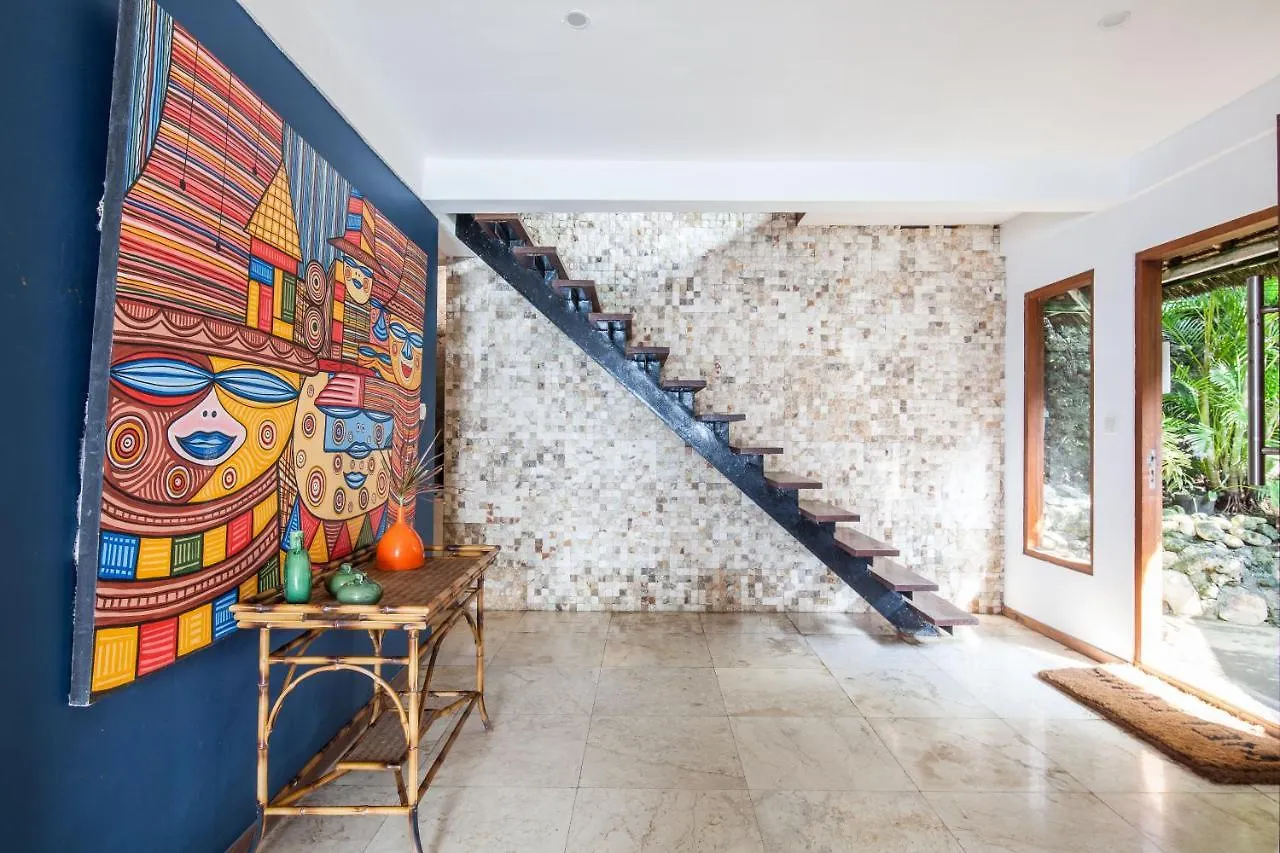 Villa Gmb Beach House Uluwatu